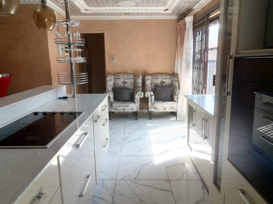 4 Bedroom Property for Sale in Tlhabane West North West